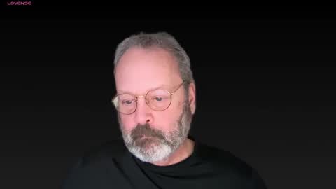 Snapshot of xarkevis chatting on February 23, 2025, 6:23 pm X4RK3V15 online show from February 23, 2025, 6:23 pm