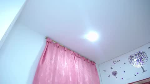 Snapshot of xayunrin chatting on February 28, 2025, 2:31 am xayu online show from February 28, 2025, 2:31 am