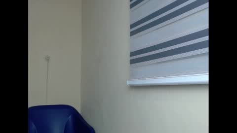 Snapshot of xcreamypussy chatting on January 8, 2025, 4:12 am xcreamypussy online show from January 8, 2025, 4:12 am