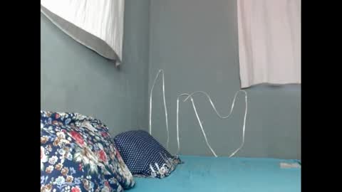 Snapshot of xcreamypussy chatting on February 2, 2025, 8:57 am xcreamypussy online show from February 2, 2025, 8:57 am