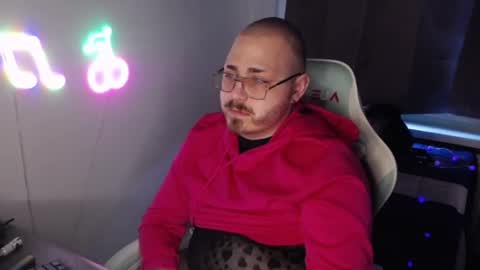 Snapshot of xfabian_love chatting on October 18, 2025, 7:31 am F A B I A N online show from October 18, 2025, 7:31 am