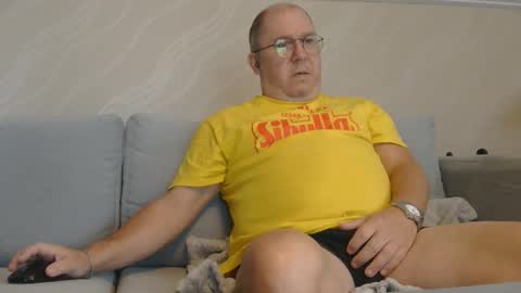 xrap online show from October 24, 2025, 11:06 am