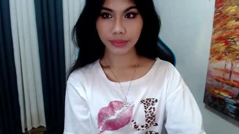 Snapshot of xseductive_airax chatting on January 27, 2025, 2:31 am aira online show from January 27, 2025, 2:31 am