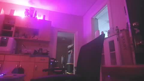 Snapshot of xstay_coldx chatting on February 23, 2025, 3:45 am Johnny online show from February 23, 2025, 3:45 am