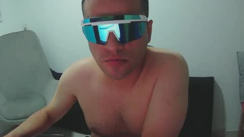 Snapshot of xxangellxxx chatting on November 11, 2025, 2:33 am angel online show from November 11, 2025, 2:33 am