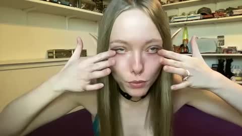 Snapshot of xxloveanastasia chatting on October 2, 2025, 4:47 pm LoveAnastasia online show from October 2, 2025, 4:47 pm