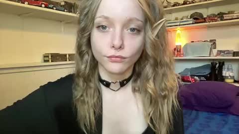 Snapshot of xxloveanastasia chatting on October 30, 2025, 5:35 pm LoveAnastasia online show from October 30, 2025, 5:35 pm