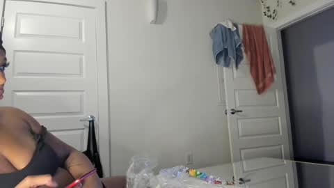 Snapshot of xxxdanidoomsdayxxx chatting on February 9, 2025, 2:17 am Danielle online show from February 9, 2025, 2:17 am