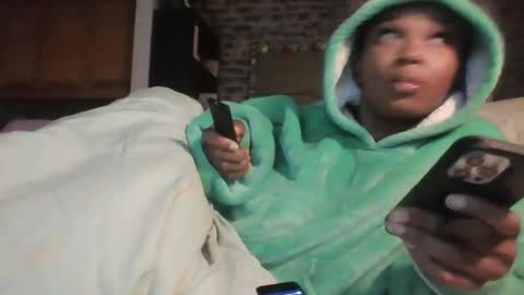 Snapshot of xxxdanidoomsdayxxx chatting on March 12, 2025, 5:02 am Danielle online show from March 12, 2025, 5:02 am