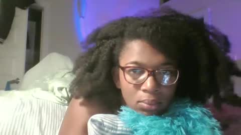 Snapshot of xxxdanidoomsdayxxx chatting on November 3, 2025, 2:29 pm Danielle online show from November 3, 2025, 2:29 pm