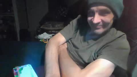 xxfredmtl18xx online show from January 30, 2025, 5:19 am