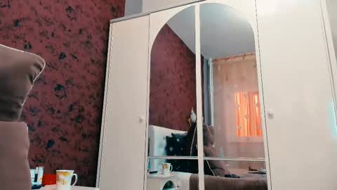 Snapshot of xxxkeera chatting on March 7, 2025, 1:40 pm kira online show from March 7, 2025, 1:40 pm