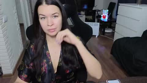 Snapshot of xxxkleoxxx chatting on November 15, 2025, 10:37 pm Alisa online show from November 15, 2025, 10:37 pm