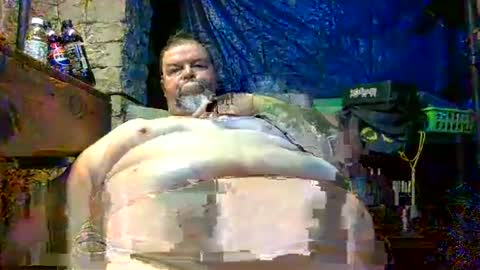 Snapshot of xxxlchub421 chatting on November 1, 2025, 8:44 pm xxxlchub421 online show from November 1, 2025, 8:44 pm