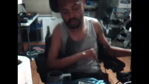 Snapshot of xxxonwheelz chatting on November 9, 2025, 4:22 am xxxonwheelz online show from November 9, 2025, 4:22 am