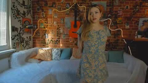 Snapshot of yami_yami_yami chatting on February 19, 2025, 12:00 pm Mia and Andry online show from February 19, 2025, 12:00 pm