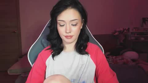 Snapshot of yamilean chatting on February 6, 2025, 10:32 pm Yami online show from February 6, 2025, 10:32 pm