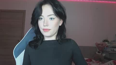 Snapshot of yamilean chatting on March 7, 2025, 11:05 pm Yami online show from March 7, 2025, 11:05 pm