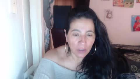 Snapshot of yasmin_love85 chatting on March 11, 2025, 6:41 pm yasmin_love85 online show from March 11, 2025, 6:41 pm