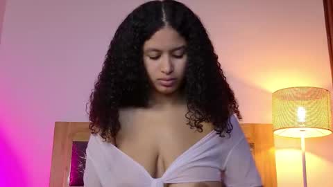 Snapshot of yayoi_cresp18 chatting on October 18, 2025, 11:33 am yayoi_cresp18 online show from October 18, 2025, 11:33 am