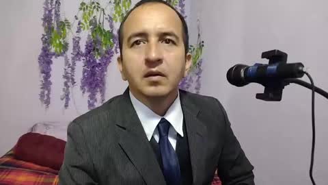 Snapshot of yazfore chatting on September 18, 2025, 4:09 pm Hazzan online show from September 18, 2025, 4:09 pm