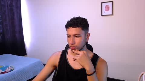 Yeff ind. model  online show from December 11, 2024, 5:59 pm