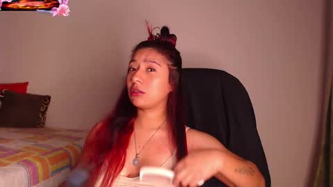 Snapshot of yes2802 chatting on October 13, 2025, 3:34 pm Yesi online show from October 13, 2025, 3:34 pm