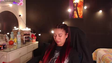 Snapshot of yes2802 chatting on October 14, 2025, 6:09 pm Yesi online show from October 14, 2025, 6:09 pm