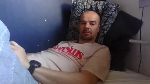 Snapshot of yewloo chatting on October 5, 2025, 6:01 am yewloo online show from October 5, 2025, 6:01 am