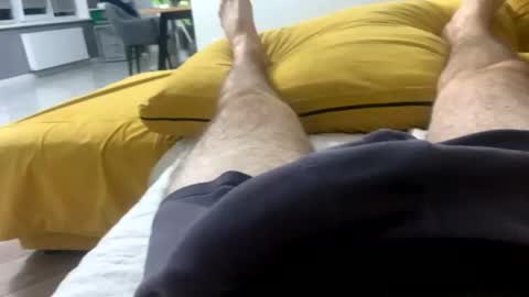 Snapshot of ynno31 chatting on October 1, 2025, 10:27 pm Giannis online show from October 1, 2025, 10:27 pm