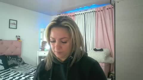 Snapshot of yokiko_daring chatting on September 12, 2025, 3:34 pm yokiko online show from September 12, 2025, 3:34 pm