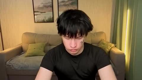 Snapshot of yosh1k chatting on October 8, 2025, 9:12 pm YOSHI PVT IS OPEN online show from October 8, 2025, 9:12 pm