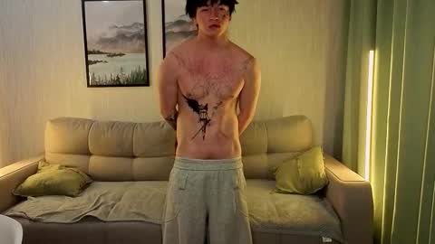 Snapshot of yosh1k chatting on October 14, 2025, 10:43 pm YOSHI PVT IS OPEN online show from October 14, 2025, 10:43 pm