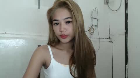 Snapshot of yosufloversweet chatting on December 5, 2024, 2:00 pm fin online show from December 5, 2024, 2:00 pm