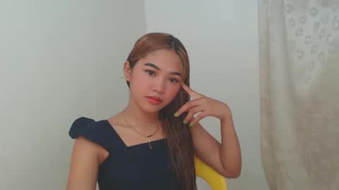 Snapshot of yosufloversweet chatting on January 4, 2025, 5:27 am fin online show from January 4, 2025, 5:27 am