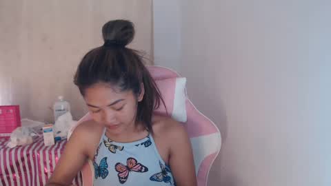 Snapshot of yosufloversweet chatting on March 12, 2025, 3:24 am fin online show from March 12, 2025, 3:24 am