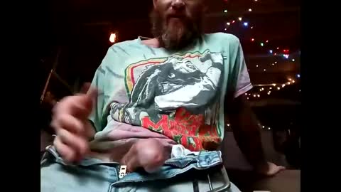 Snapshot of youllfall4me chatting on January 28, 2025, 1:39 am youllfall4me online show from January 28, 2025, 1:39 am