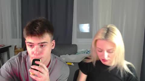 Snapshot of your_molly_mark chatting on February 13, 2025, 6:16 pm your_molly_mark online show from February 13, 2025, 6:16 pm