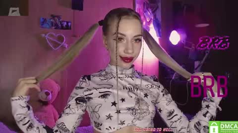 Snapshot of your_psychologist chatting on March 6, 2025, 3:46 am Alice  online show from March 6, 2025, 3:46 am
