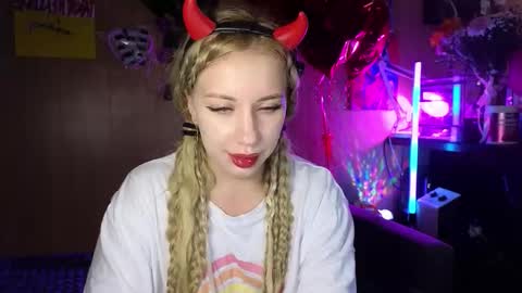 Snapshot of your_psychologist chatting on September 23, 2025, 1:41 am Alice  online show from September 23, 2025, 1:41 am