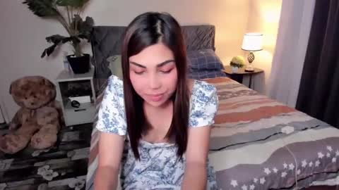 Snapshot of yourcathrinelover chatting on December 14, 2024, 11:29 am Cathy Murphy online show from December 14, 2024, 11:29 am