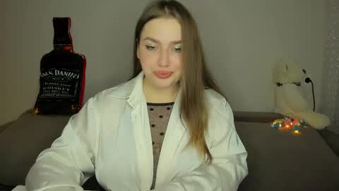 Snapshot of yourgem__ chatting on February 11, 2025, 5:50 pm yourgem__ online show from February 11, 2025, 5:50 pm