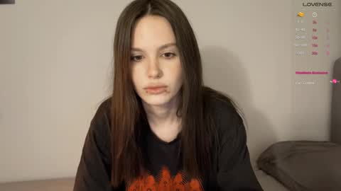 Snapshot of yourher0in chatting on January 2, 2025, 10:48 am Aida online show from January 2, 2025, 10:48 am