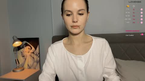 Snapshot of yourher0in chatting on January 6, 2025, 2:25 pm Aida online show from January 6, 2025, 2:25 pm