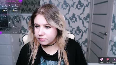 Snapshot of yourkarma_2_0 chatting on January 7, 2025, 10:01 am Karma online show from January 7, 2025, 10:01 am