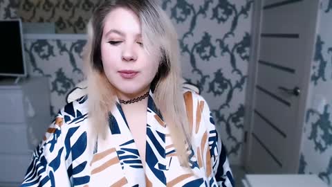 Snapshot of yourkarma_2_0 chatting on January 10, 2025, 11:22 am Karma online show from January 10, 2025, 11:22 am