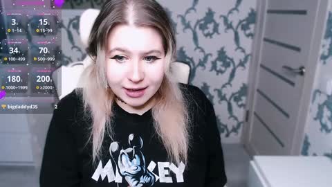 Snapshot of yourkarma_2_0 chatting on January 26, 2025, 1:58 pm Karma online show from January 26, 2025, 1:58 pm