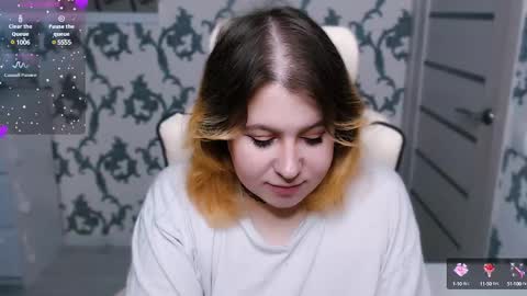 Snapshot of yourkarma_2_0 chatting on March 4, 2025, 6:15 am Karma online show from March 4, 2025, 6:15 am