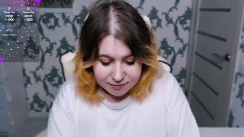 Snapshot of yourkarma_2_0 chatting on March 4, 2025, 3:26 pm Karma online show from March 4, 2025, 3:26 pm