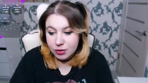 Snapshot of yourkarma_2_0 chatting on March 11, 2025, 3:45 pm Karma online show from March 11, 2025, 3:45 pm